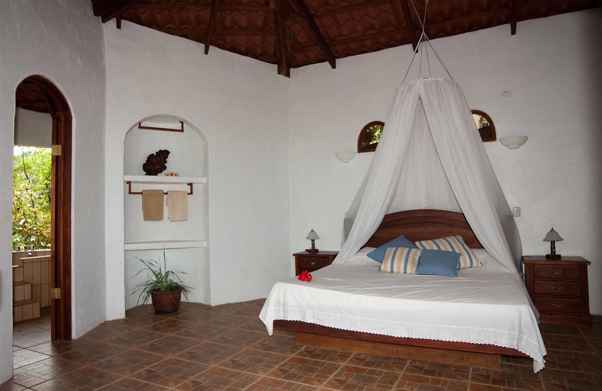 Lagunavista Villas Carate Eksteriør billede